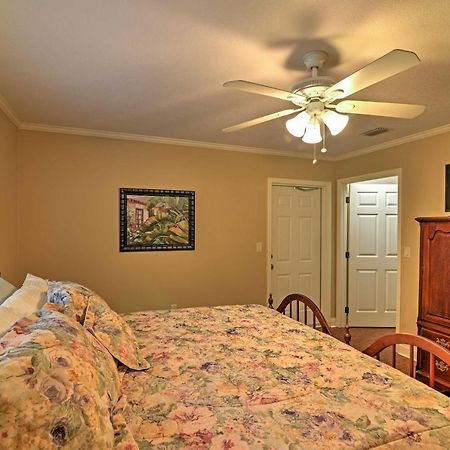 Crystal River Cottage On 1 Acre With Deck And Porch! Yankeetown Экстерьер фото