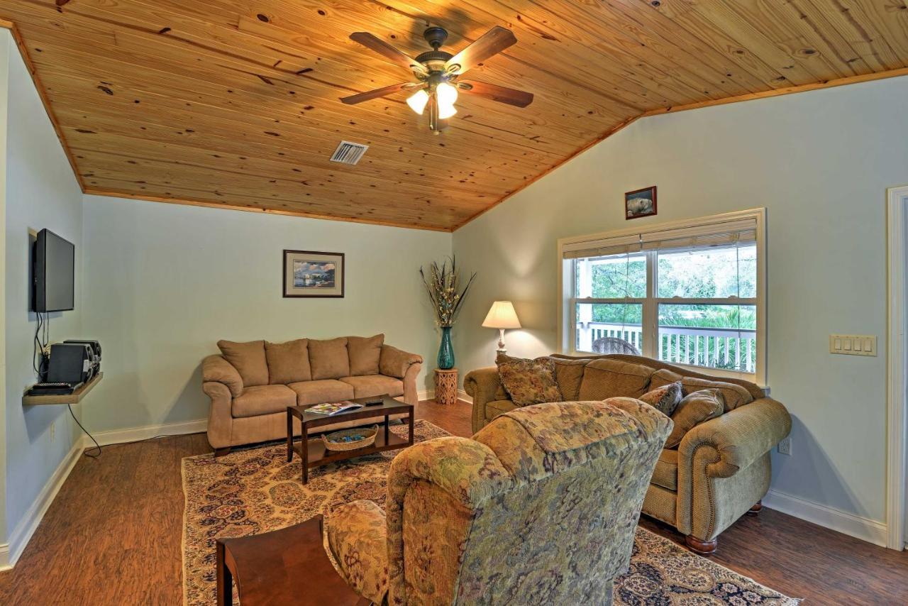 Crystal River Cottage On 1 Acre With Deck And Porch! Yankeetown Экстерьер фото