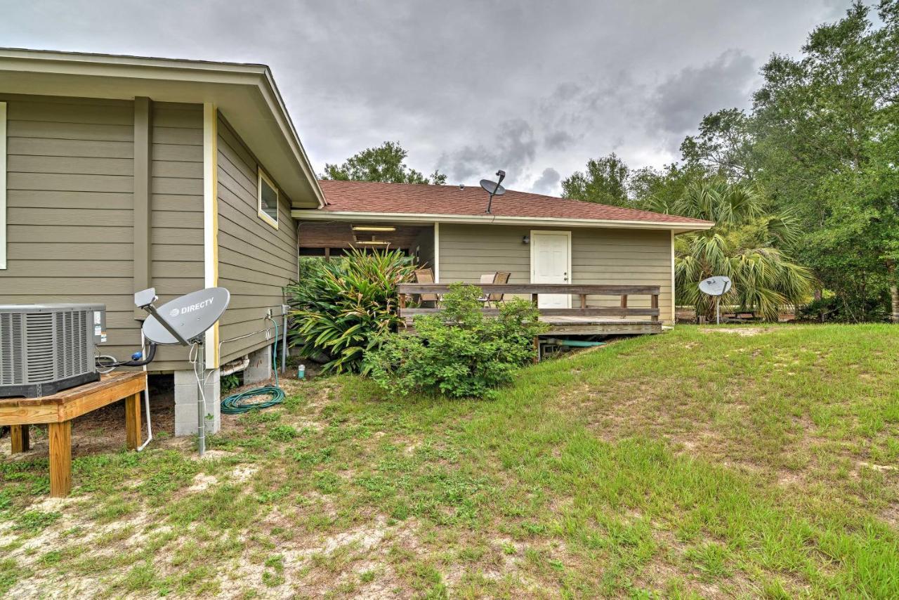 Crystal River Cottage On 1 Acre With Deck And Porch! Yankeetown Экстерьер фото